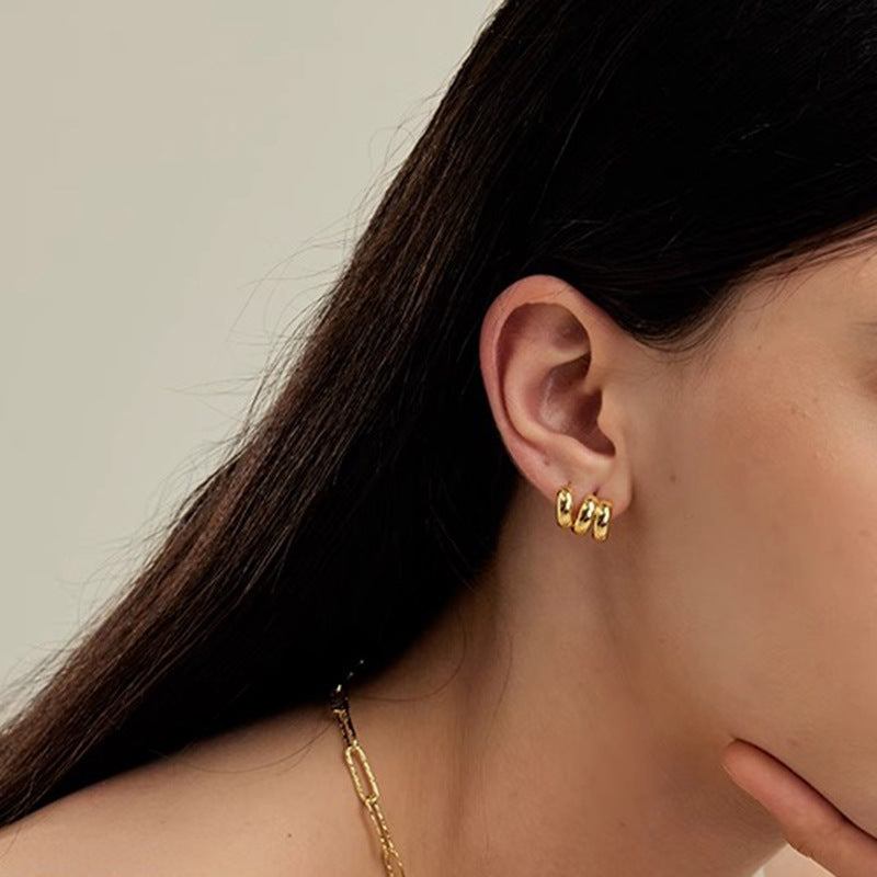 Wholesale Free Matching Three-ring Light Luxury Niche High-end Design Sense C-shaped Fashionable Versatile Stud Earrings